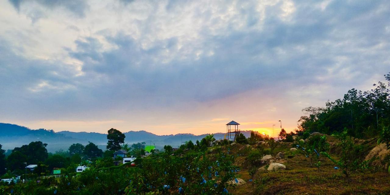 Durian Ecolodge Tampin Luaran gambar
