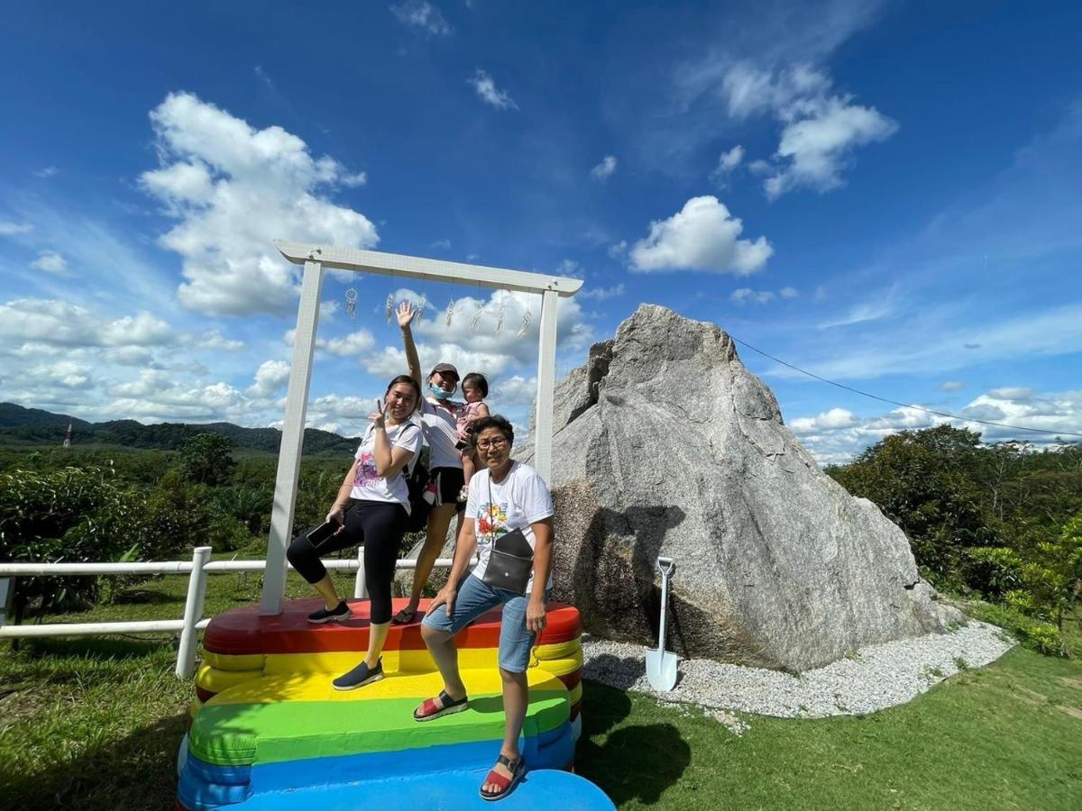 Durian Ecolodge Tampin Luaran gambar