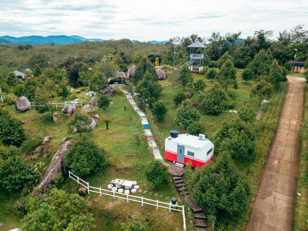 Durian Ecolodge Tampin Luaran gambar